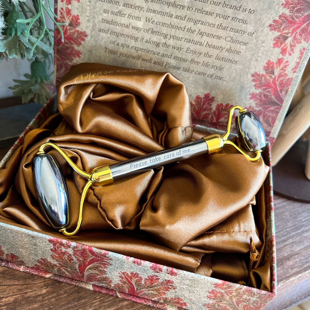 GUA SHA+3-in-1 FACIAL ROLLER