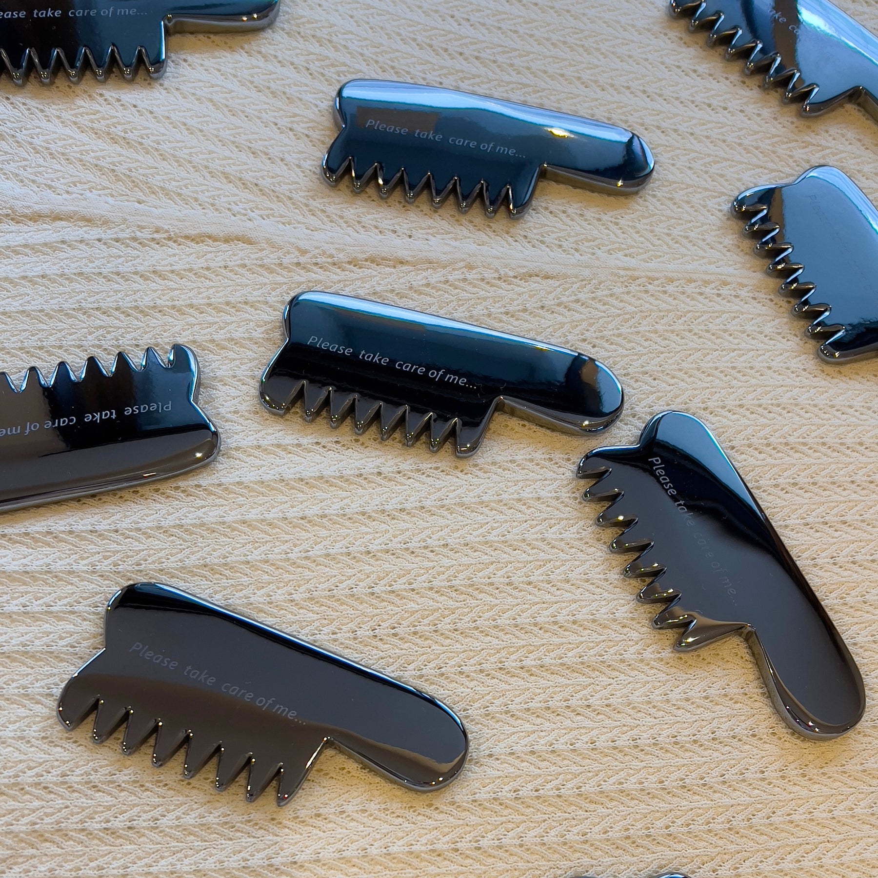 MASSAGE COMB+TWIN MUSHROOMS